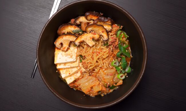 Еда. Фото: YouTube