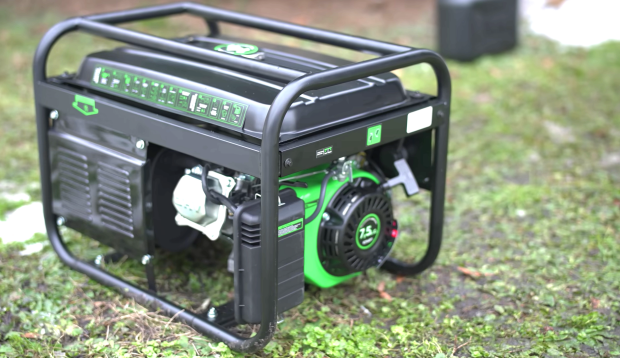 Як в Україні відключатимуть електрику у суботу, 6 грудня. Фото: YouTube