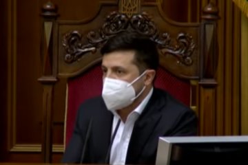 Выступление Владимира Зеленского в Раде. Фото: скриншот YouTube