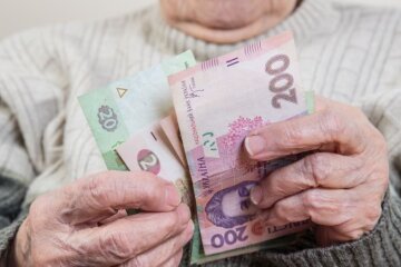 Пенсионеры. Фото: скриншот YouTube.