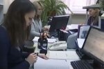 Работа за компьютером. Фото: скриншот YouTube-видео