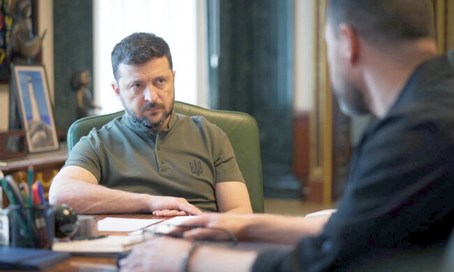 Зеленський терміново звернувся до українців у п'ятничний вечір. Фото: YouTube