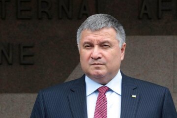 Глава МВС України Арсен Аваков подав заяву про відставку: перші подробиці