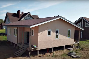 Приватний будинок. Фото: скріншот YouTube-відео.