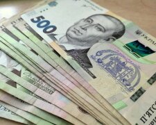 Деньги, налоги, пенсии. Фото: Ukrainianwall