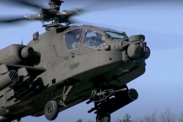 Гелікоптер Apache AH64 Е. Фото: YouTube, скрін