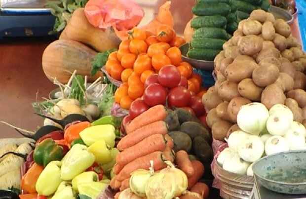 Со вторника всех украинцев обеспечат продуктами - график на неделю
