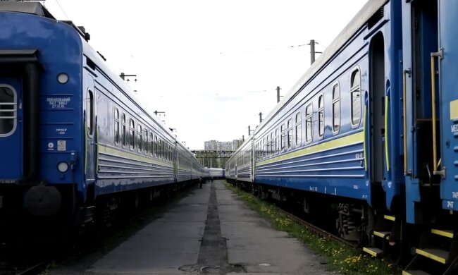 Потяги Укрзалізниці. Фото: скріншот Facebook