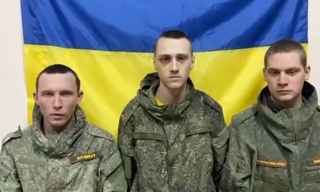 Пленные россияне. Фото: скриншот YouTube-видео