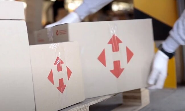 На "Новой почте" возвращают платную услугу. Фото: YouTube, скрин