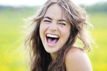 Смех. Фото: Яндекс