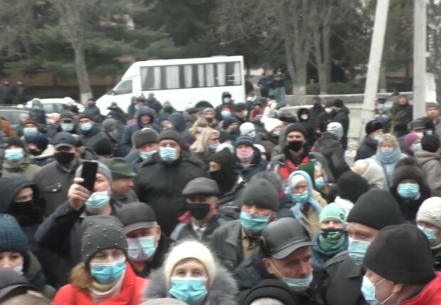 Протес в г. Лубны. Фото: скриншот Youtube