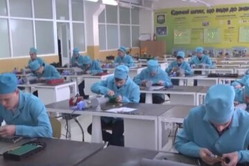 Студенти коледжу. Фото: скріншот YouTube-відео
