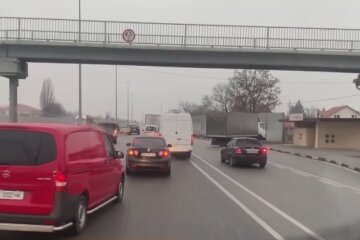 Автомобили. Фото: скриншот YouTube-видео