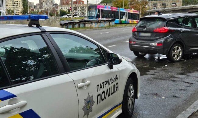 Штраф 3400, позбавлення прав та перездавання: водіїв аж трясе, Рада затискає гайки до краю