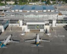 Лучше присядьте: уже в 2024 году могут запустить аэропорты - Данилов