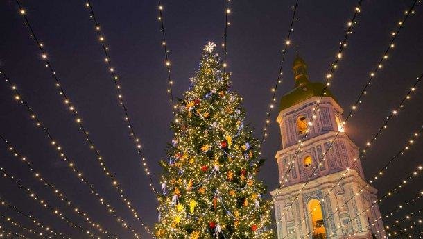 Новый год 2020: как будут отмечать украинцы, секреты главной елки и выходные