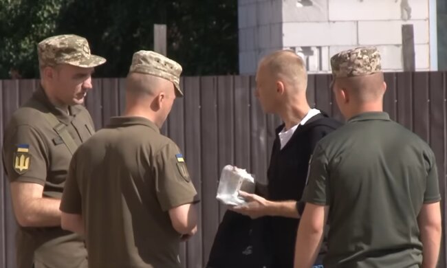 Украинцам рассказали, как изменится мобилизация в сентябре. Фото: скриншот YouTube-видео