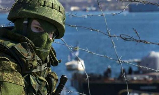 Купаться — не для плебеев. Российские оккупанты уже и море отжали: фото и подробности скандала в Коктебеле