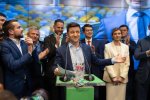 Новый "референдум" Зеленского: каждый может убрать из его партии ненужные лица. Достаточно телефона