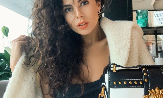 Настя Каменских собрала чемодан, набросила пальто и ушла: поклонники обескуражены, почему