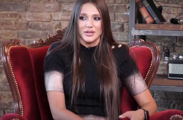 Даша Ульянова. Фото: скриншот YouTube
