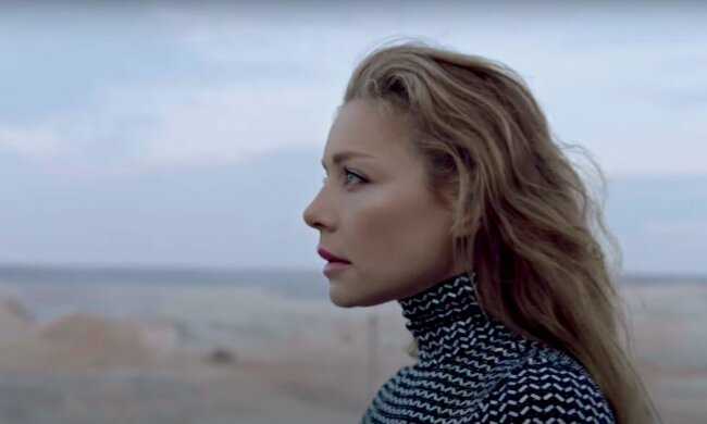 "Хочу тепла і ніжності": Тіна Кароль збентежила своїми бажаннями - "гріховною прокинутись". Фото