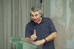 Доктор Комаровский назвал 3 игры для развития вашего ребенка