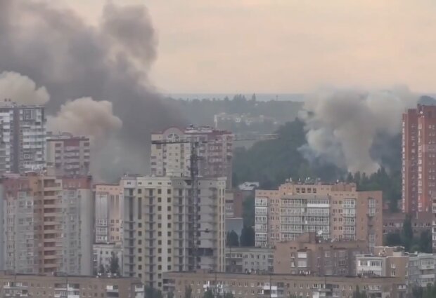 Взрывы в Донецке. Фото: скриншот YouTube-видео