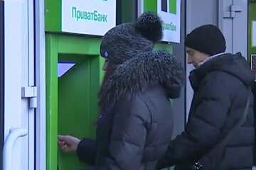 Все через "Приват24": ПриватБанк змінив правила переказу грошей - повинні знати всі клієнти