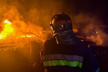 Пожар. Фото: пресс-служба ГСЧС Украины