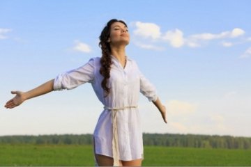 Упражнение, улучшающее вентиляцию легких. Фото ludirosta.ru