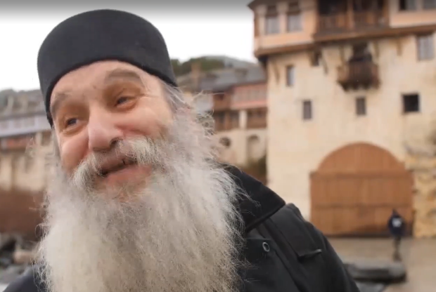 Монах Лука з Афону дав прогноз, коли закінчення війни в Україні. Фото: Стіна