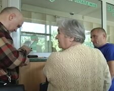 Українцям розповіли, як вийти на пенсію за браку стажу