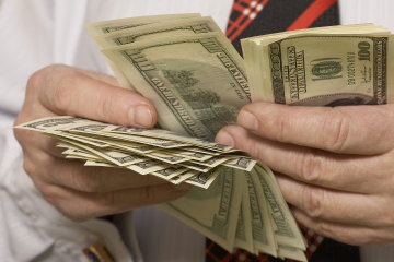 В Нацбанке установили курс валют на 4 декабря, фото: 112 Украина