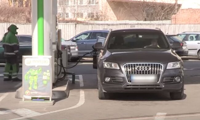 АЗС. Фото: скриншот YouTube-видео