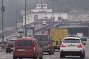 Автомобили. Фото: скриншот YouTube