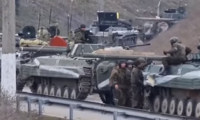 Оккупанты РФ  в Херсоне Фото: скриншот YouTube-видео