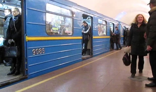 Киевский метрополитен. Фото: скриншот YouTube
