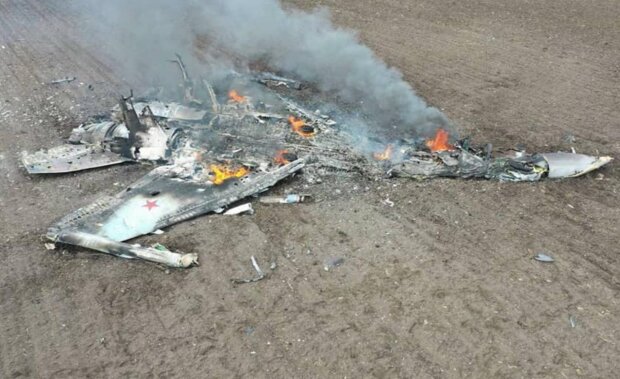 Сбитый самолет рф. Фото: Facebook Генштаба ВСУ
