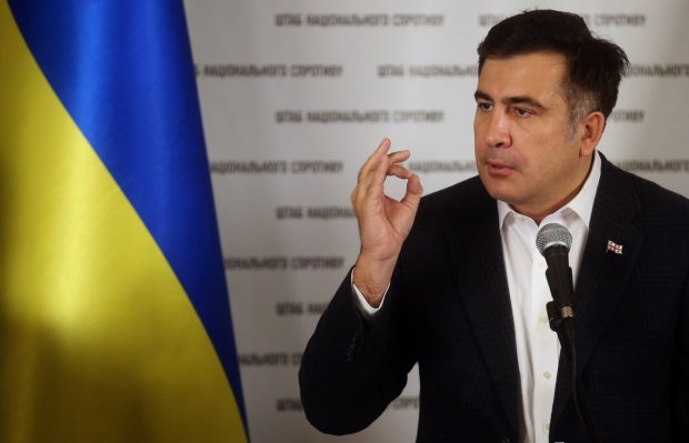 Саакашвили приземлился в Киеве и сразу назвал Зеленского «пацаном»
