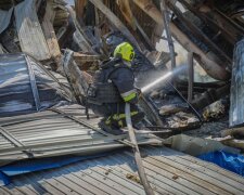 Зруйновані складські приміщення заводу «Сніжна Панда» після ракетного удару рф по Одещині 1 липня 2026