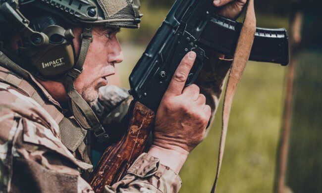 Пока идет служба: военным кроме прочего будут платить пенсии - важные подробности. Фото: Генштаб