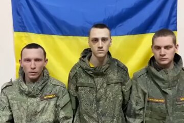 Полонені росіяни. Фото: скріншот YouTube-відео