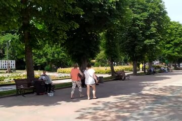 Погода в Україні влітку. Фото: скріншот YouTube-відео