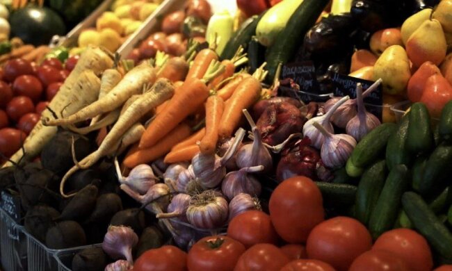Кияни завалять продуктами: запам'ятовуйте адреси, де брати