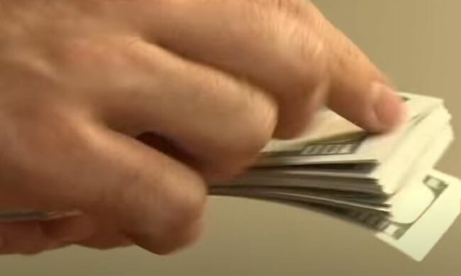 Курс доллара, прогноз эксперта. Фото: скриншот Youtube