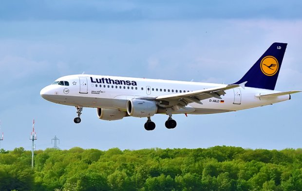Самолет Lufthansa. Фото: KiyAvia