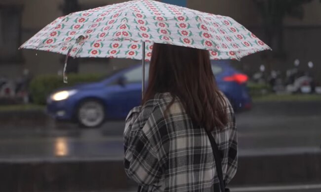 Дождь.  Фото: скриншот YouTube-видео