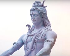Статуя Шиви. Фото: скріншот YouTube